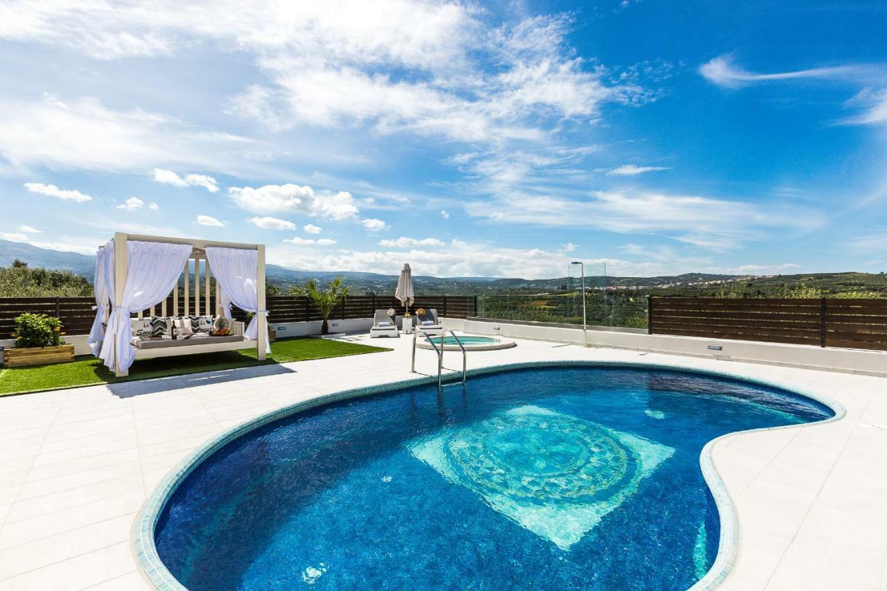 Caramel Villa, With 40M2 Pool & Spa Whirlpool, By Thinkvilla Pánormosz Kültér fotó