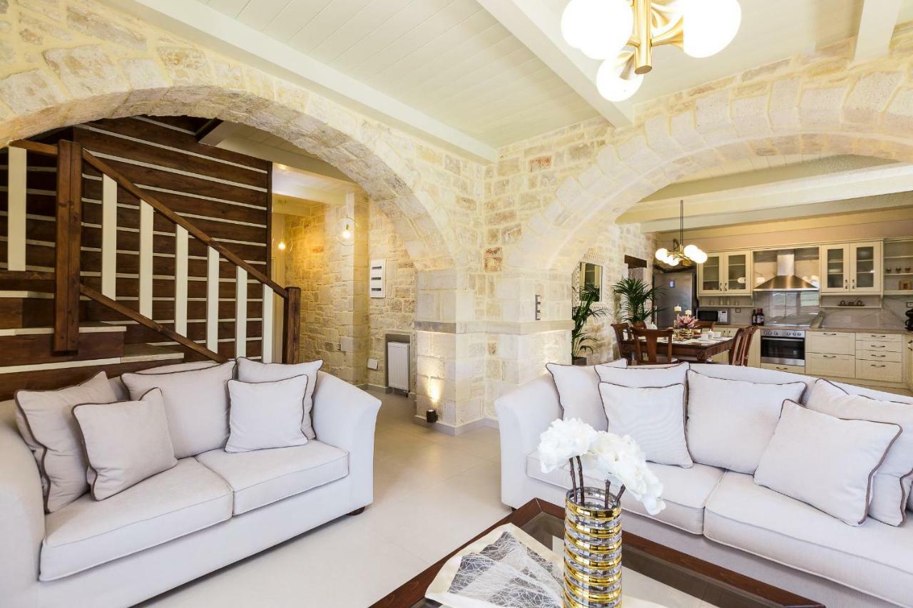 Caramel Villa, With 40M2 Pool & Spa Whirlpool, By Thinkvilla Pánormosz Kültér fotó
